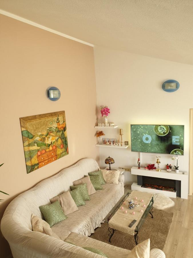 Apartmani Mlikotic Dugi Rat Eksteriør bilde